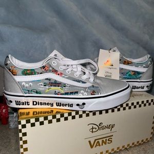 Walt Disney World’s 50th Anniversary Vans